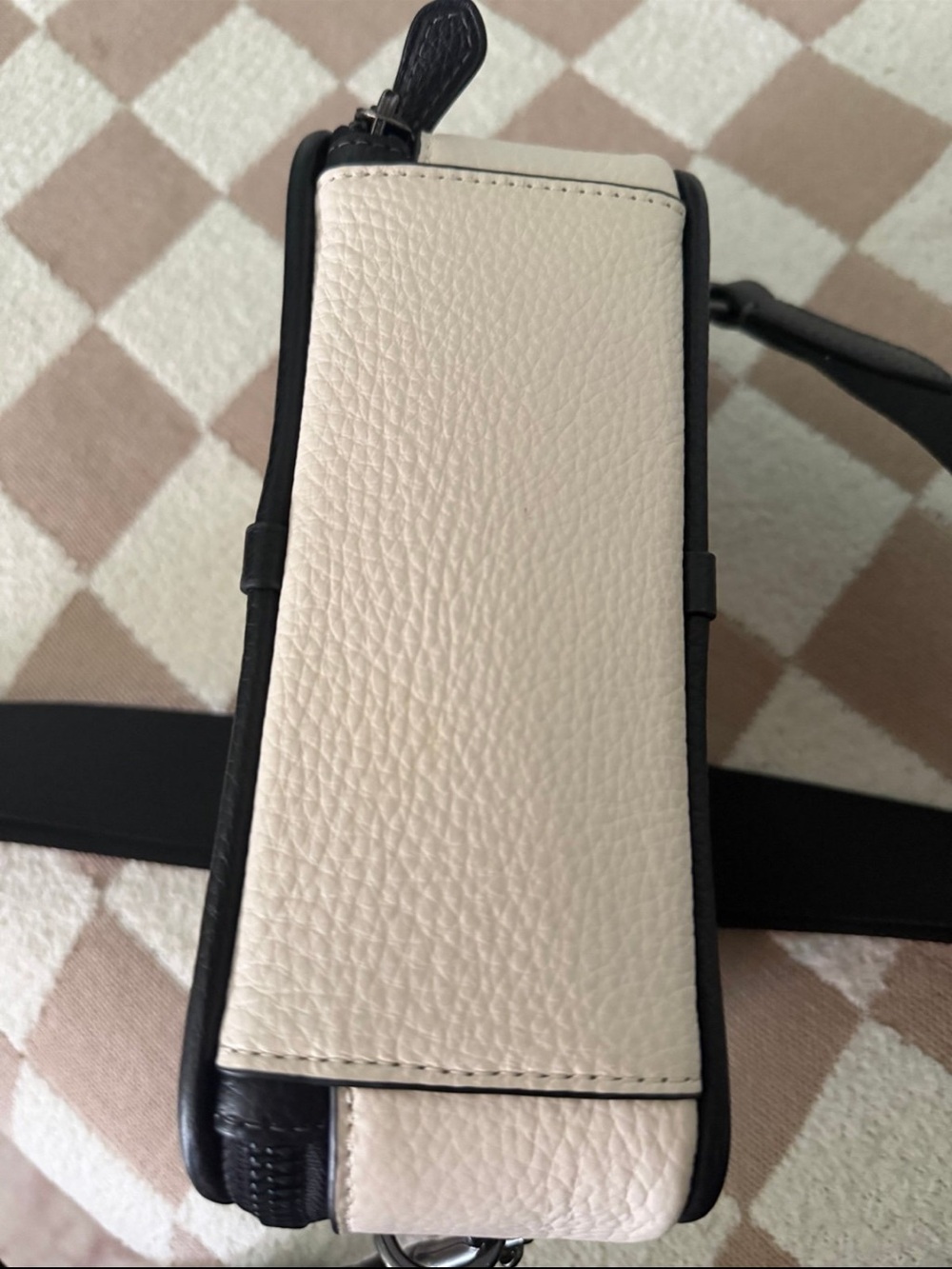 Coach WYATT CROSSBODY IN SIGNATURE CANVAS - Picture 7 of 12